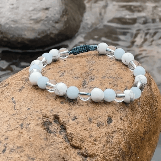 Pourquoi porter un bijou d’intention ? Le sens d’un bracelet en pierres naturelles