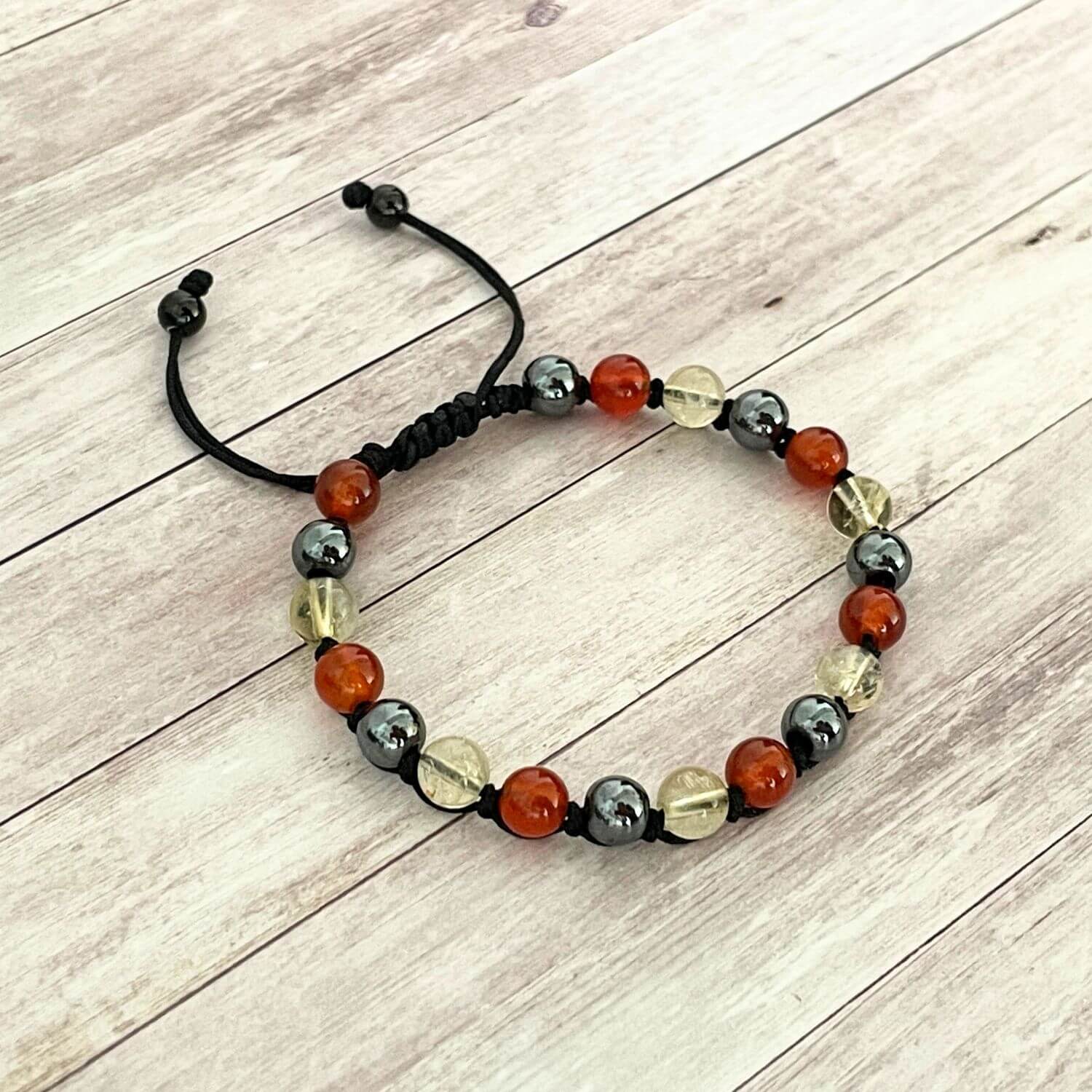 Bracelet Élan nouveau en Cornaline, Citrine et Hématite vue de présentation