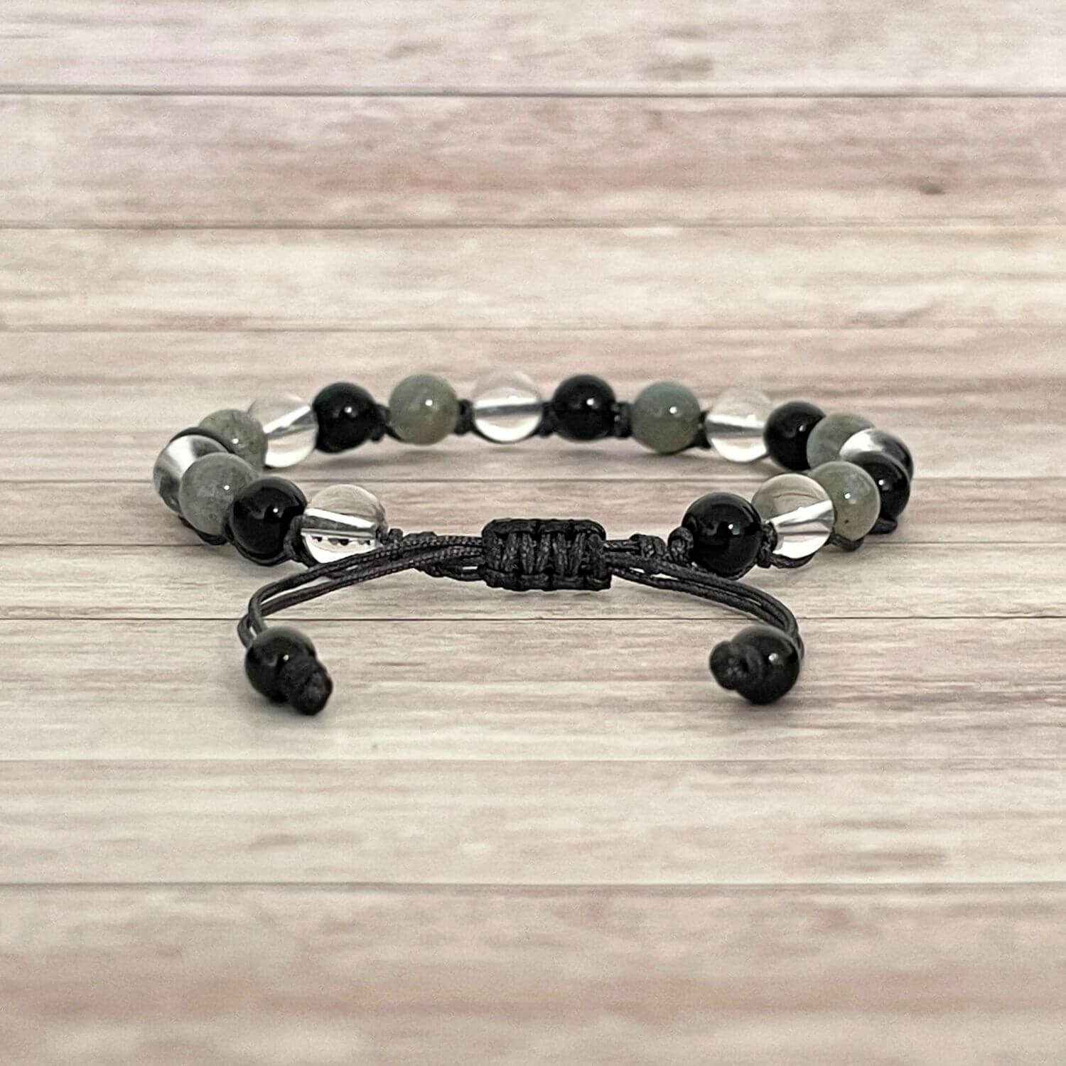 Fermeture du bracelet Élan intérieur sur cordon ajustable avec perles noires en acier inoxydable