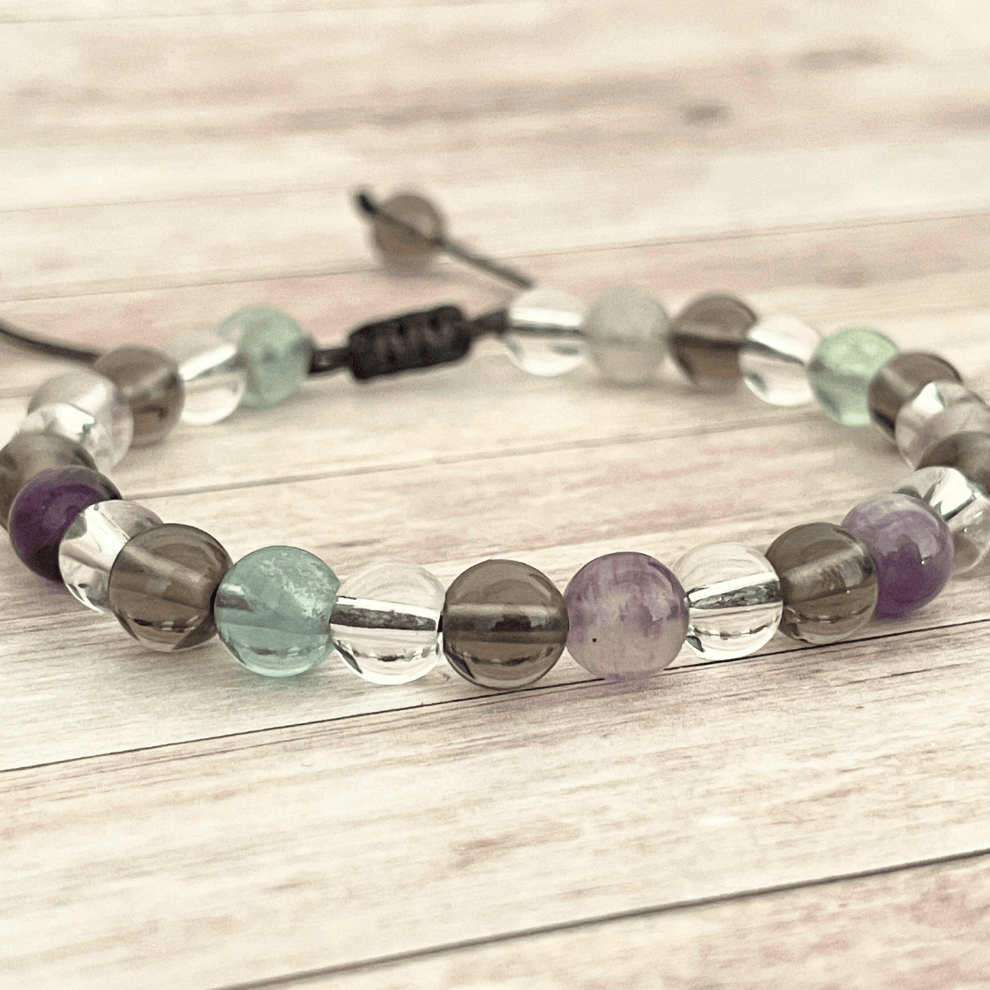 Détail des perles du bracelet Focus Doux en pierres naturelles