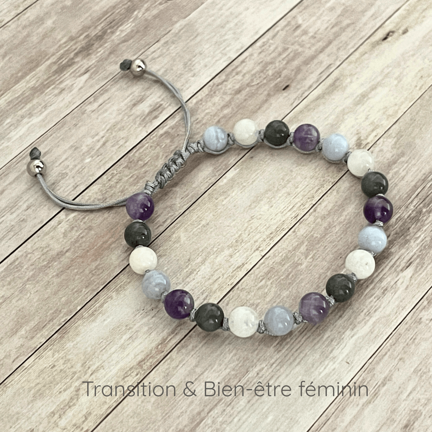 Bracelet transition et bien être féminin sur cordon ajustable en Pierre de Lune, Améthyste, Labradorite et Calcédoine, perles 6 mm